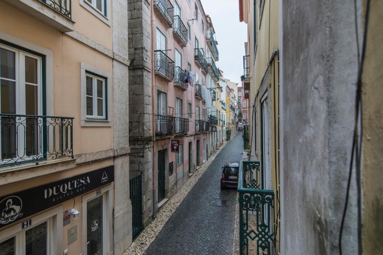 Lovelystay - Vintage Flat Near Santa Justa Elevator! Lisbon Bagian luar foto